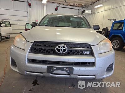 Piąte zdjęcie samochodu w środku: 2010 TOYOTA RAV4 BASE VIN:JTMZK4DVXAD004713 - miniatura