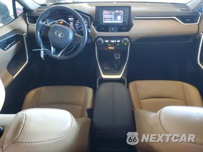 Zdjęcie 8 z 13 samochodu: 2021 TOYOTA RAV4 HYBRID XLE PREMIUM VIN:4T3B6RFV9MU015743 - miniatura