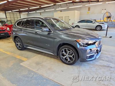Czwarte zdjęcie samochodu z boku: 2018 BMW X1 XDRIVE28I VIN:WBXHT3C30J5L24123 - miniatura