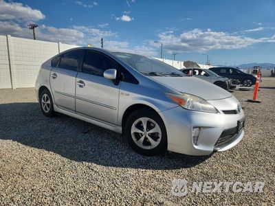 Czwarte zdjęcie samochodu z boku: 2013 TOYOTA PRIUS FOUR VIN:JTDKN3DU9D1689920 - miniatura