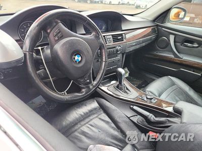Zdjęcie 8 z 12 samochodu: 2012 BMW 328 XI VIN:WBAKF3C58CE974734 - miniatura