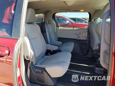 Zdjęcie 11 z 13 samochodu: 2023 TOYOTA SIENNA LE VIN:5TDKRKEC7PS178749 - miniatura