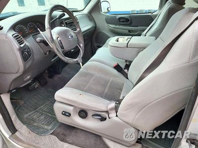 Zdjęcie 7 z 12 samochodu: 2003 FORD F150 VIN:1FTRX08L53KB59235 - miniatura