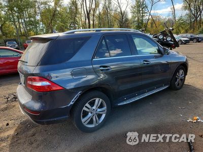 Trzecie zdjęcie samochodu z tyłu: 2014 MERCEDES-BENZ ML 350 4MATIC VIN:4JGDA5HB7EA400698 - miniatura