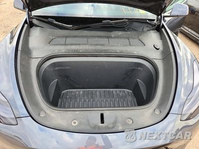 Zdjęcie 11 z 12 samochodu: 2022 TESLA MODEL Y VIN:7SAYGAEE3NF519466 - miniatura