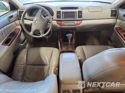 Zdjęcie 8 z 12 samochodu: 2004 TOYOTA CAMRY XLE V6 VIN:4T1BF32K54U588284 - miniatura