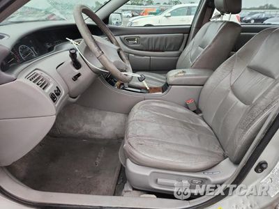 Zdjęcie 7 z 12 samochodu: 2000 TOYOTA AVALON XLS VIN:4T1BF28BXYU018658 - miniatura