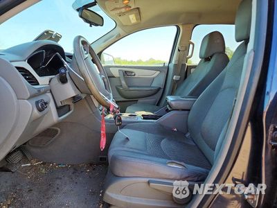 Zdjęcie 7 z 13 samochodu: 2015 CHEVROLET TRAVERSE LS VIN:1GNKRFED8FJ364108 - miniatura