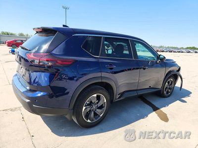 Trzecie zdjęcie samochodu z tyłu: 2026 NISSAN ROGUE SV VIN:5N1BT3BA5TC722618 - miniatura