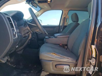 Zdjęcie 7 z 13 samochodu: 2015 RAM 2500 ST VIN:3C6UR5CL7FG655293 - miniatura