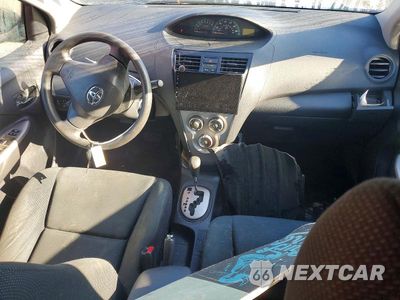 Zdjęcie 8 z 13 samochodu: 2009 TOYOTA YARIS BASE VIN:JTDBT903291318384 - miniatura