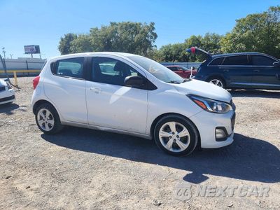 Czwarte zdjęcie samochodu z boku: 2021 CHEVROLET SPARK LS VIN:KL8CB6SA6MC723431 - miniatura