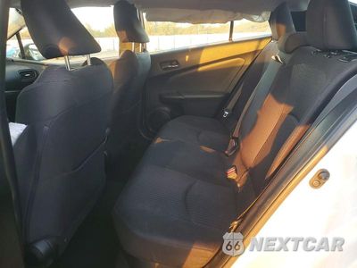 Zdjęcie 10 z 13 samochodu: 2016 TOYOTA PRIUS TWO ECO VIN:JTDKARFU0G3023890 - miniatura