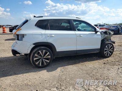 Trzecie zdjęcie samochodu z tyłu: 2024 VOLKSWAGEN TAOS SE VIN:3VVEX7B2XRM104256 - miniatura