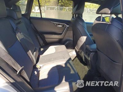 Zdjęcie 10 z 12 samochodu: 2020 TOYOTA RAV4 XSE VIN:2T3EWRFV9LW088767 - miniatura