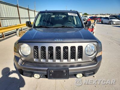 Piąte zdjęcie samochodu w środku: 2014 JEEP PATRIOT SPORT VIN:1C4NJRBBXED529123 - miniatura