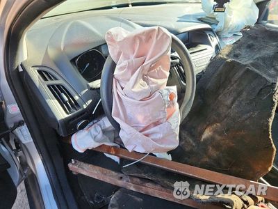 Zdjęcie 8 z 12 samochodu: 2016 FORD FOCUS SE VIN:1FADP3F27GL277816 - miniatura