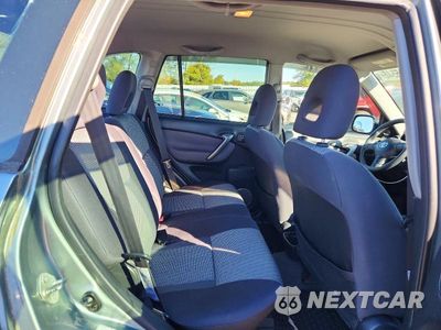 Zdjęcie 11 z 13 samochodu: 2005 TOYOTA RAV4 BASE VIN:JTEGD20V350089186 - miniatura