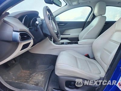 Zdjęcie 7 z 12 samochodu: 2017 JAGUAR XE PRESTIGE VIN:SAJAK4BV1HA966590 - miniatura