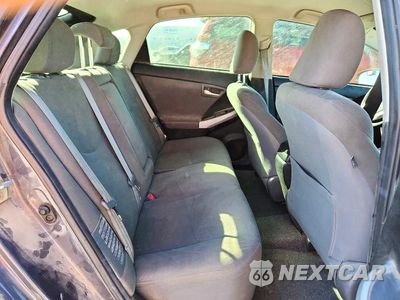 Zdjęcie 10 z 12 samochodu: 2013 TOYOTA PRIUS THREE VIN:JTDKN3DU6D5660772 - miniatura