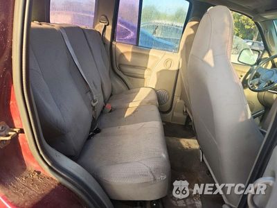 Zdjęcie 11 z 13 samochodu: 2003 JEEP LIBERTY SPORT VIN:1J4GK48K93W622176 - miniatura