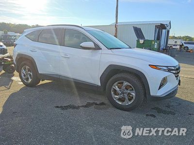 Czwarte zdjęcie samochodu z boku: 2024 HYUNDAI TUCSON SEL VIN:5NMJBCDE6RH427945 - miniatura
