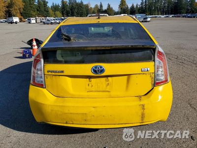 Zdjęcie 6 z 13 samochodu: 2013 TOYOTA PRIUS TWO VIN:JTDKN3DU7D5541810 - miniatura