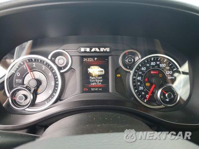 Zdjęcie 9 z 12 samochodu: 2019 RAM 1500 BIG HORN/LONE STAR VIN:1C6RREBT6KN875131 - miniatura