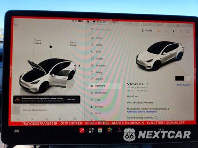 Zdjęcie 9 z 12 samochodu: 2023 TESLA MODEL Y VIN:7SAYGDEE7PA059519 - miniatura