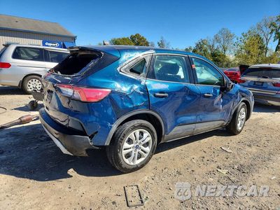 Trzecie zdjęcie samochodu z tyłu: 2020 FORD ESCAPE S VIN:1FMCU0F69LUC53193 - miniatura