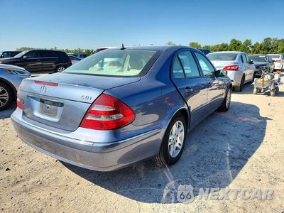Trzecie zdjęcie samochodu z tyłu: 2006 MERCEDES-BENZ E 320 CDI VIN:WDBUF26J16A977497 - miniatura