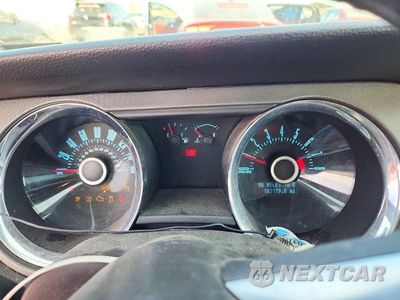 Zdjęcie 9 z 13 samochodu: 2013 FORD MUSTANG VIN:1ZVBP8EM1D5229985 - miniatura