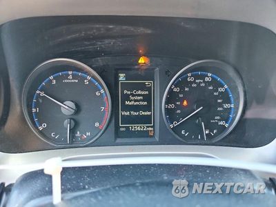Zdjęcie 9 z 14 samochodu: 2017 TOYOTA RAV4 LE VIN:JTMZFREV9HJ132033 - miniatura