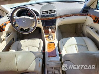 Zdjęcie 8 z 12 samochodu: 2006 MERCEDES-BENZ E 350 4MATIC VIN:WDBUF87J06X186246 - miniatura