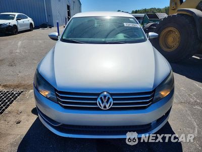 Piąte zdjęcie samochodu w środku: 2012 VOLKSWAGEN PASSAT S VIN:1VWAP7A38CC063722 - miniatura