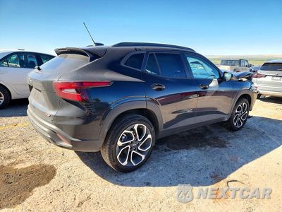 Trzecie zdjęcie samochodu z tyłu: 2025 CHEVROLET TRAX 2RS VIN:KL77LJEP2SC317178 - miniatura