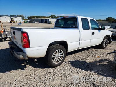 Trzecie zdjęcie samochodu z tyłu: 2006 CHEVROLET SILVERADO C1500 VIN:1GCEC19X96Z226450 - miniatura