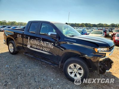 Czwarte zdjęcie samochodu z boku: 2020 CHEVROLET SILVERADO K1500 LT VIN:1GCRYDEDXLZ149728 - miniatura