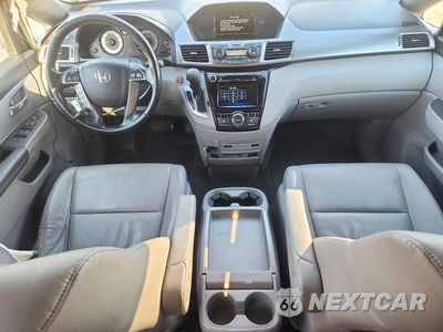 Zdjęcie 8 z 13 samochodu: 2015 HONDA ODYSSEY VIN:5FNRL5H61FB116192 - miniatura