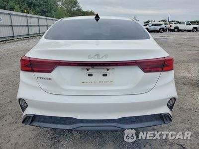 Zdjęcie 6 z 12 samochodu: 2022 KIA FORTE LXS VIN:3KPF24AD0NE435340 - miniatura
