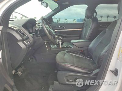 Zdjęcie 7 z 14 samochodu: 2019 FORD EXPLORER XLT VIN:1FM5K7D87KGB35085 - miniatura