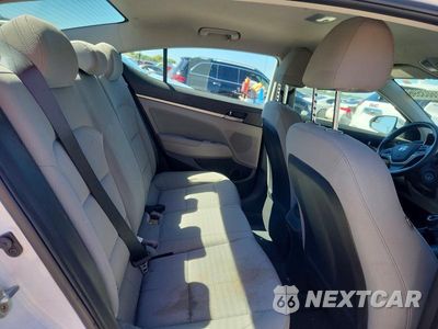 Zdjęcie 10 z 12 samochodu: 2017 HYUNDAI ELANTRA SE VIN:5NPD84LFXHH122865 - miniatura