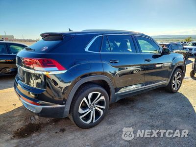 Trzecie zdjęcie samochodu z tyłu: 2021 VOLKSWAGEN ATLAS CROSS SPORT SEL PREMIUM VIN:1V2TE2CA5MC210904 - miniatura