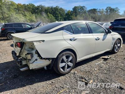 Trzecie zdjęcie samochodu z tyłu: 2019 NISSAN ALTIMA SV VIN:1N4BL4DV3KC134523 - miniatura