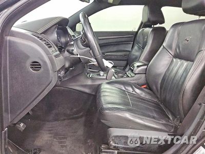 Zdjęcie 7 z 12 samochodu: 2015 CHRYSLER 300 S VIN:2C3CCAGG5FH923063 - miniatura