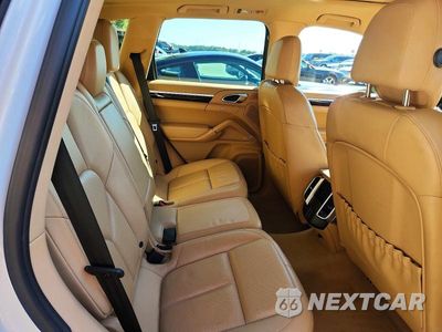 Zdjęcie 11 z 13 samochodu: 2013 PORSCHE CAYENNE VIN:WP1AA2A2XDLA04718 - miniatura