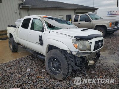 Czwarte zdjęcie samochodu z boku: 2011 TOYOTA TACOMA PU 4X4 VIN:3TMMU4FN6BM025999 - miniatura