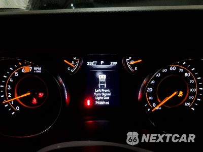 Zdjęcie 9 z 13 samochodu: 2020 JEEP WRANGLER SPORT VIN:1C4GJXAN0LW228726 - miniatura