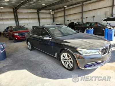 Czwarte zdjęcie samochodu z boku: 2016 BMW 750 XI VIN:WBA7F2C51GG417447 - miniatura