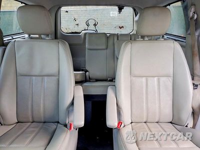 Zdjęcie 10 z 13 samochodu: 2015 CHRYSLER TOWN & COUNTRY TOURING L VIN:2C4RC1CG0FR739560 - miniatura